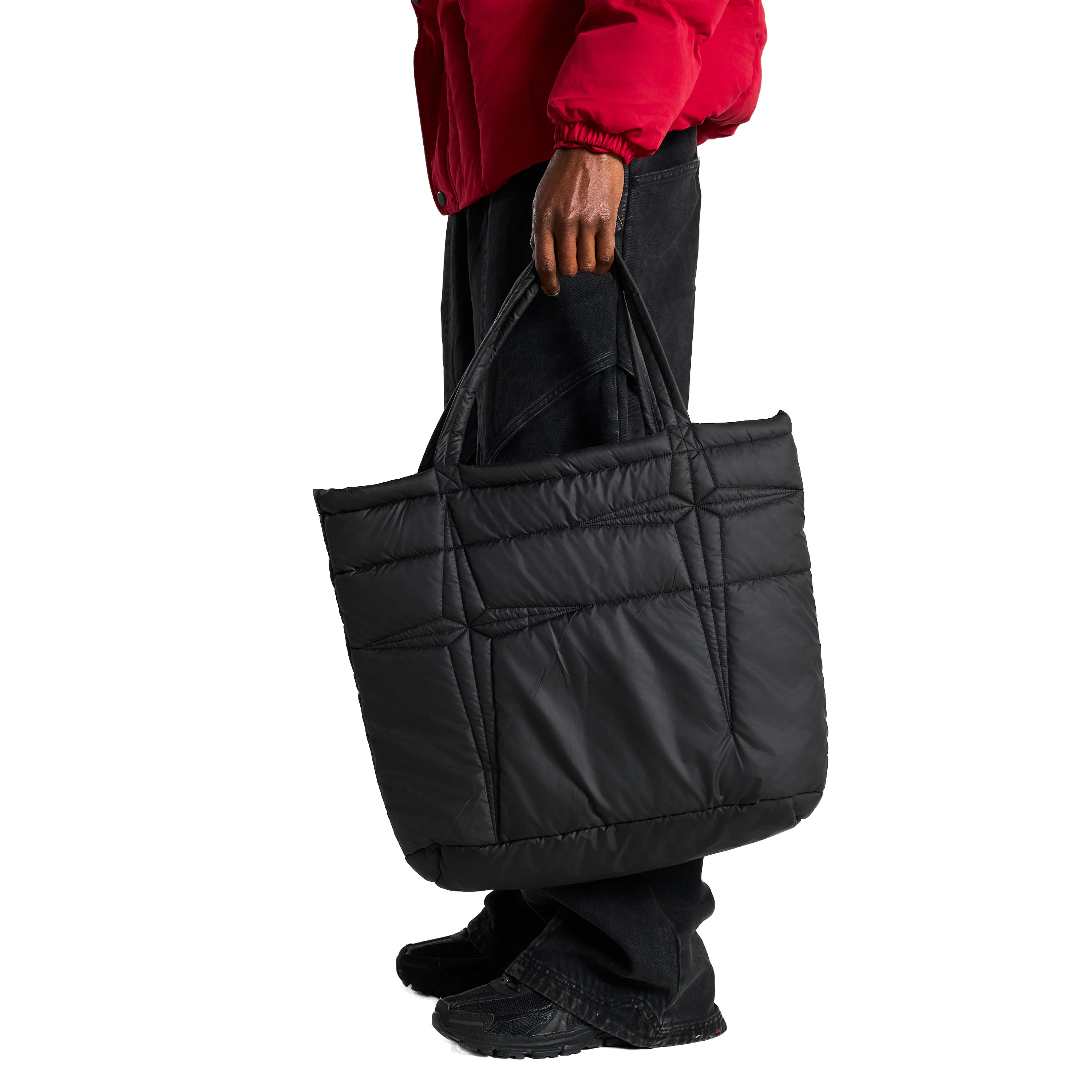 GUNDAM STARS PUFFER BAG (BLACK) - Image 4