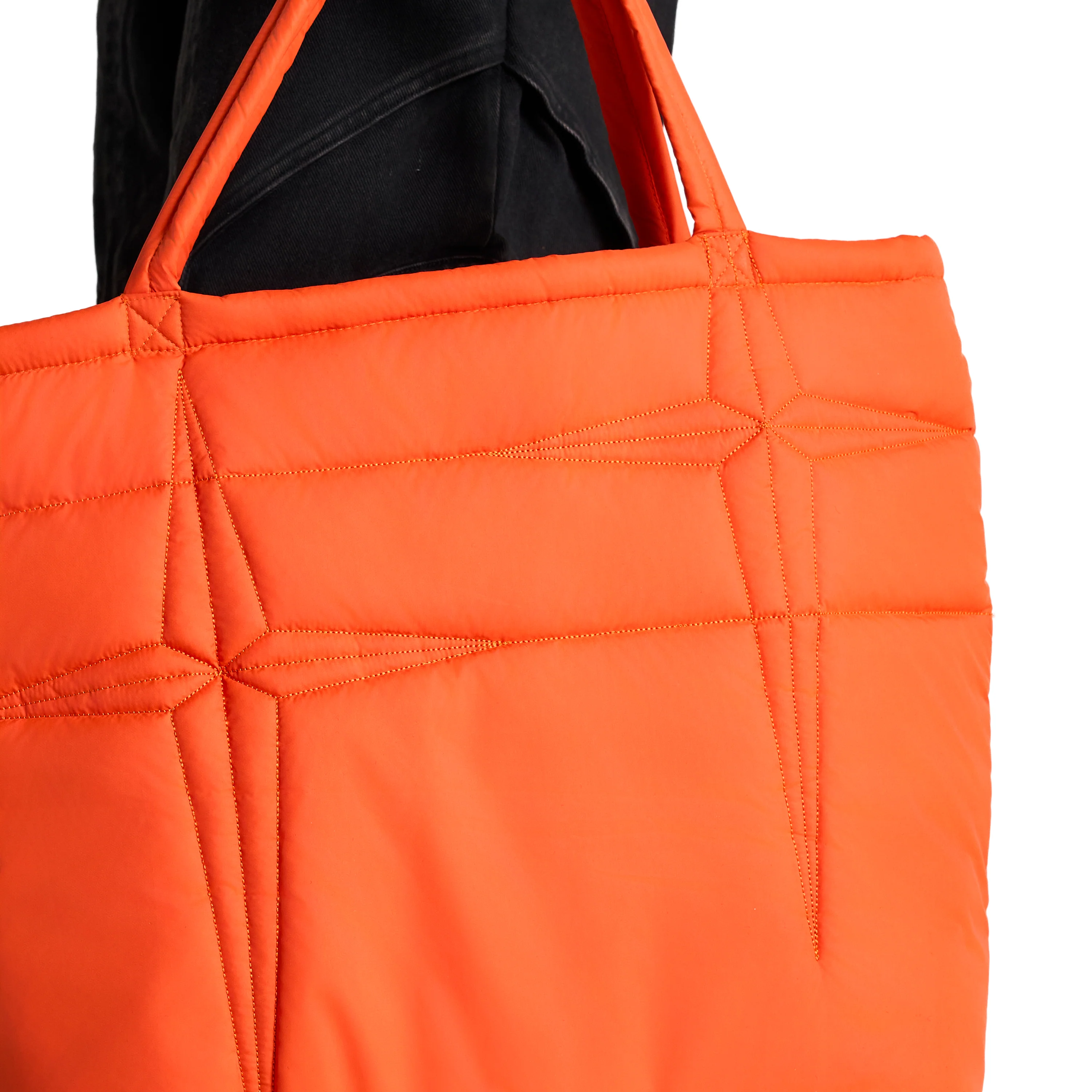 GUNDAM STARS PUFFER BAG (ORANGE) - Image 5
