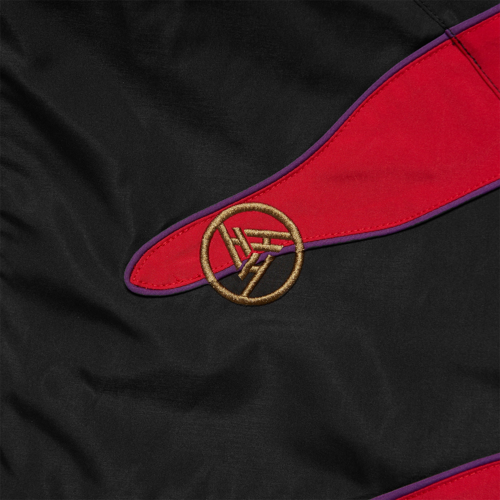 HYPLAND ROARING WINDBREAKER (BLACK) - Image 4
